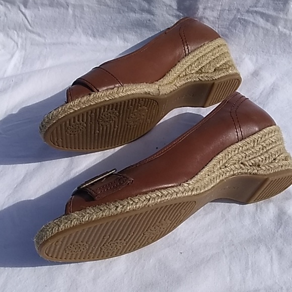 Dockers wedge - Picture 3 of 3